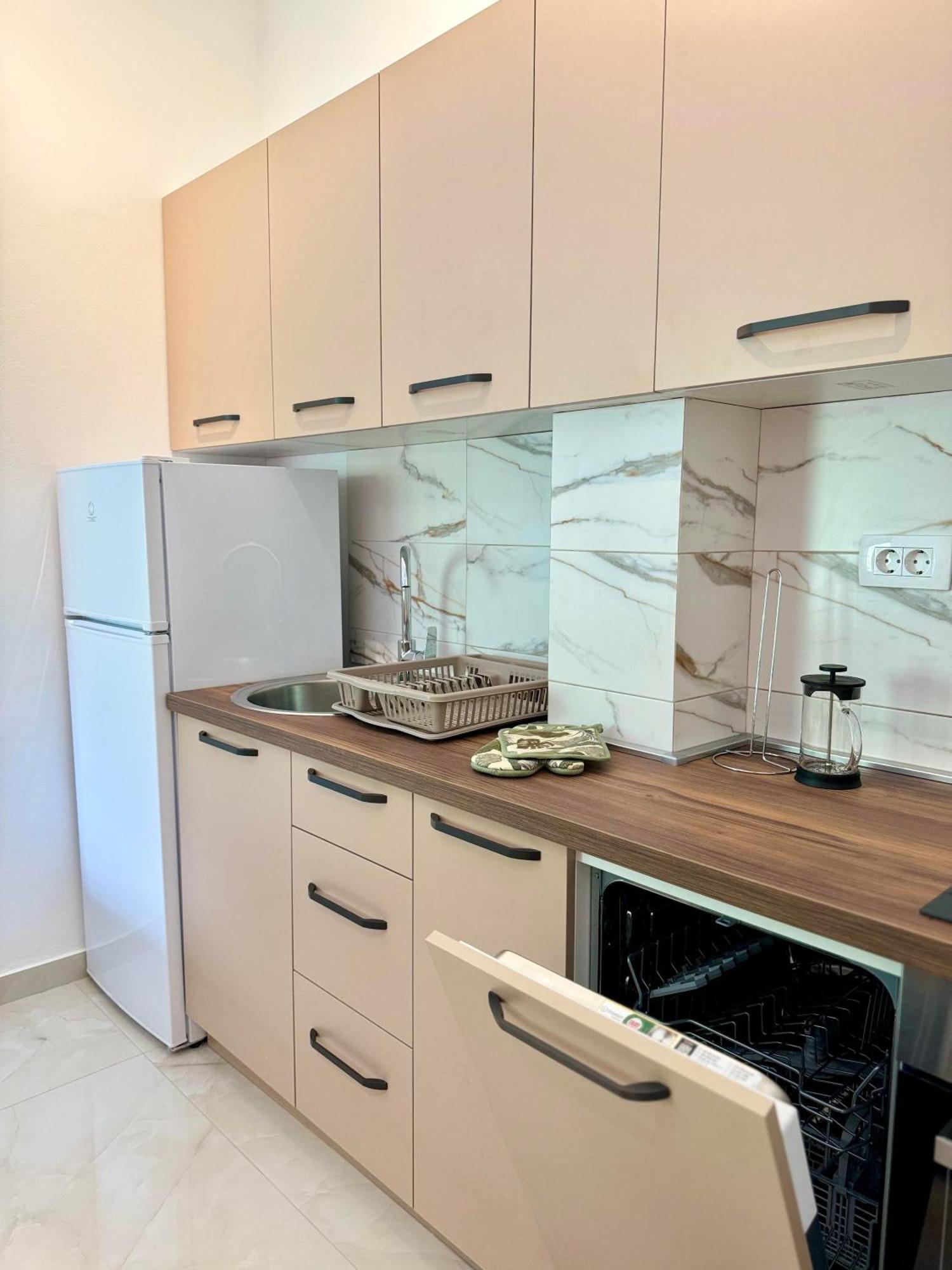 Harmony Garden Apartments Котор Экстерьер фото