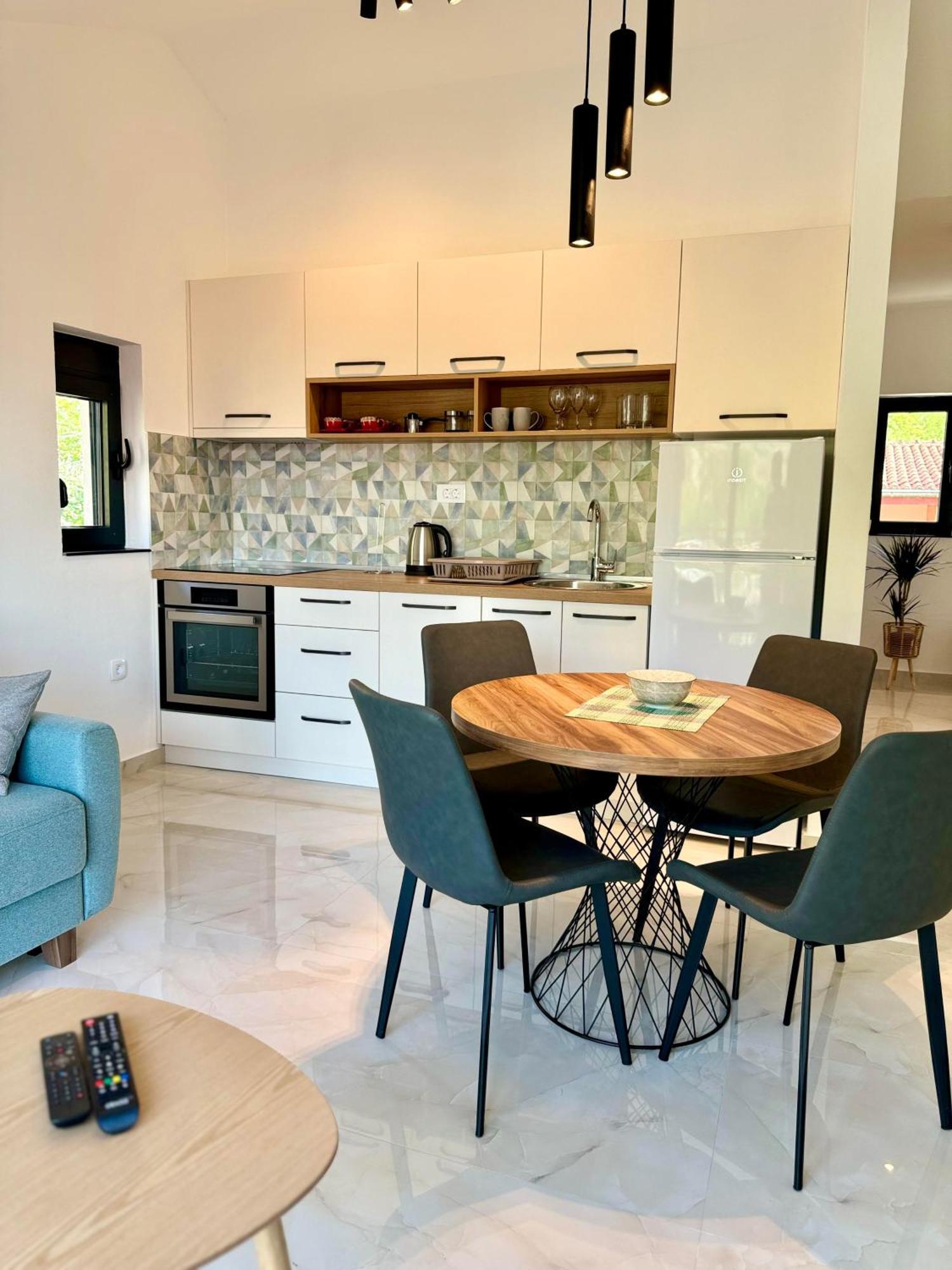Harmony Garden Apartments Котор Экстерьер фото