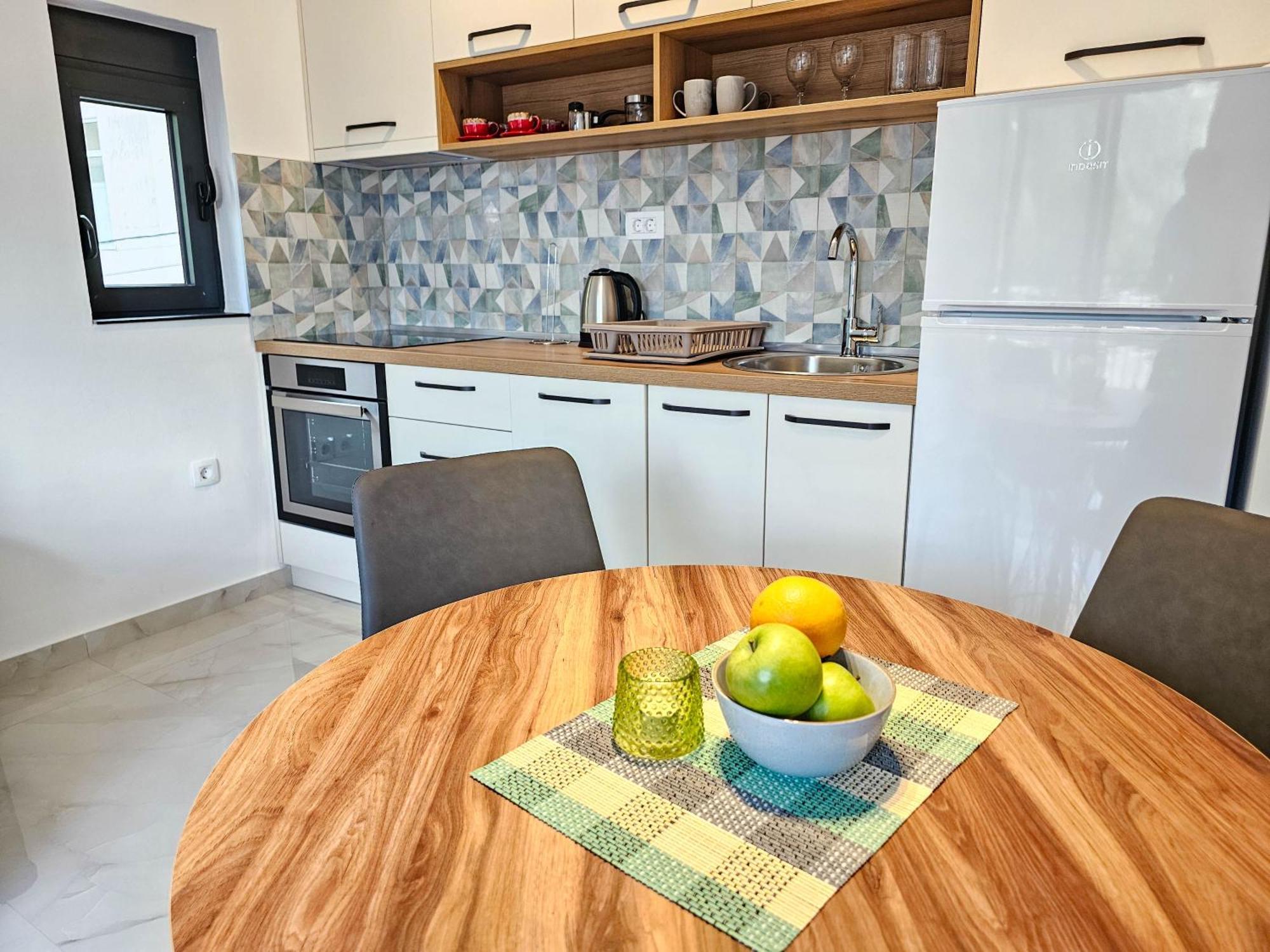 Harmony Garden Apartments Котор Экстерьер фото
