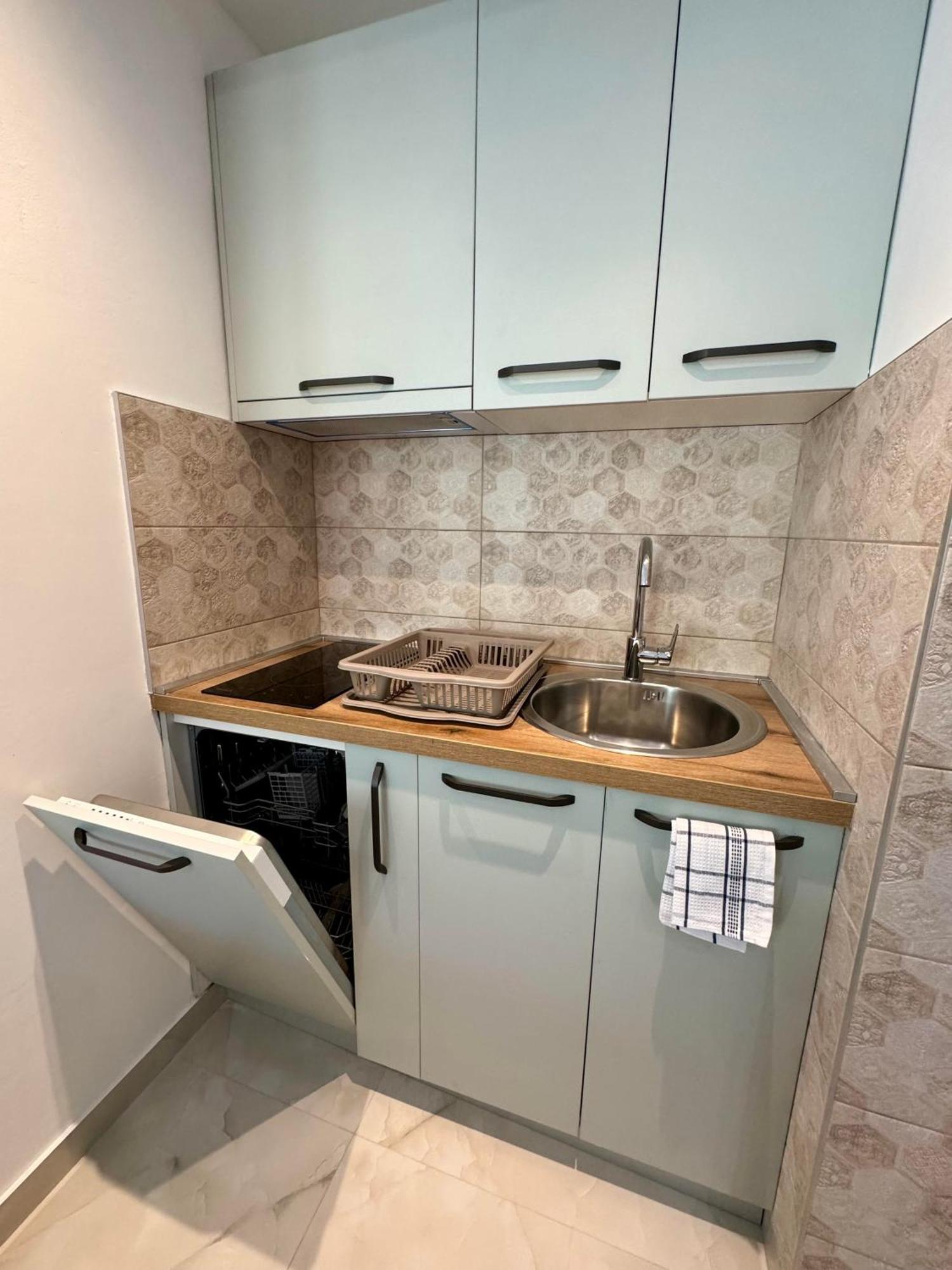 Harmony Garden Apartments Котор Экстерьер фото