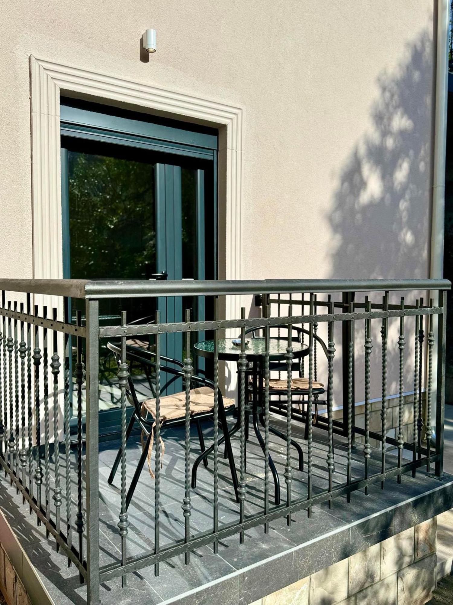 Harmony Garden Apartments Котор Экстерьер фото